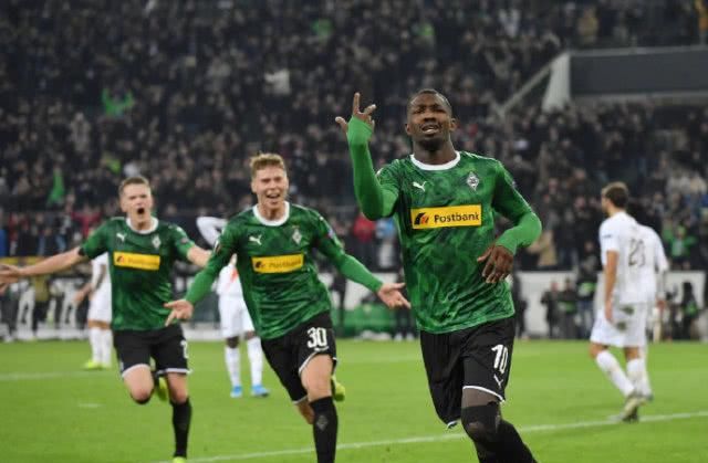 他的性格沉 他的性格沉